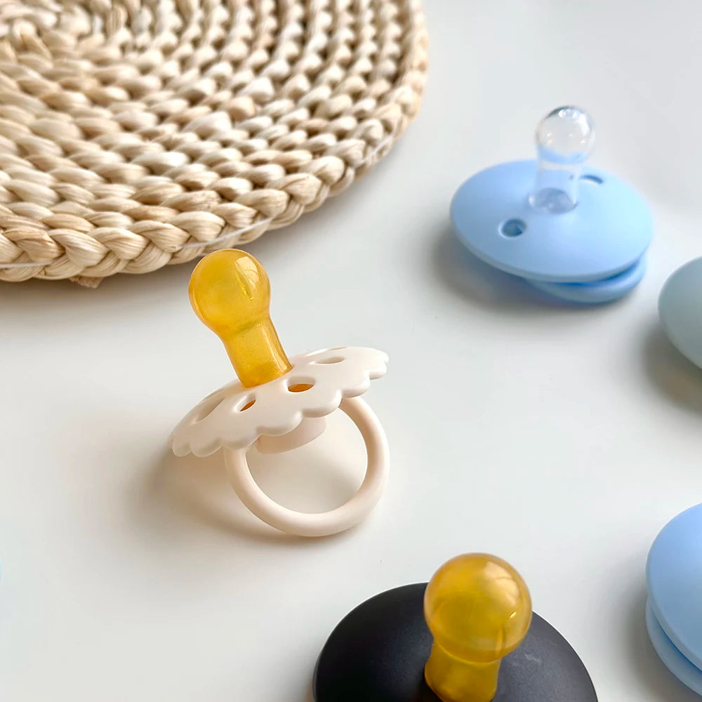 Erduo Baby Pacifier Natural Latex Rubber Soft Round Nipple BPA Free Comfort Orthodontic Dummy Soother Teether for Newborn Infant