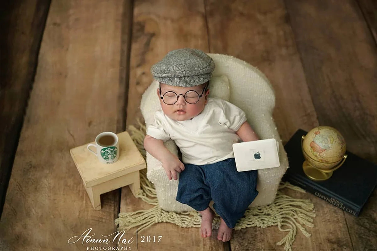 Newborn Photography Props Gentlemen Flat Hat Bow tie Set Costume Mini Computer Glasses Suitcases Baby Decor goods Accessories