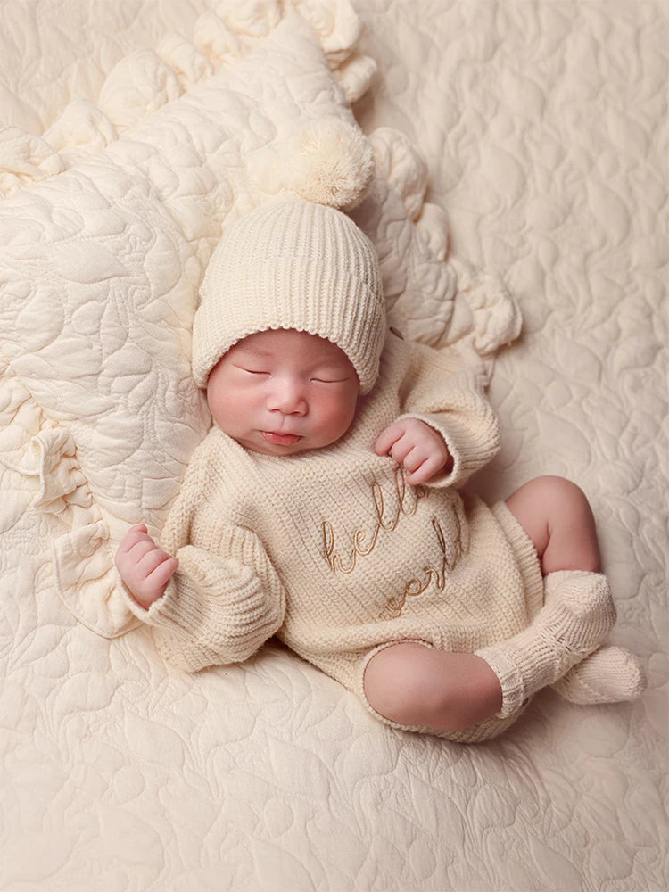 Newborn Photography Props Kit Knitted Baby Jumpsuit+pompom Cap Cute Teddy Bear Doll with Headband Lace Pillow Studio Photo Props
