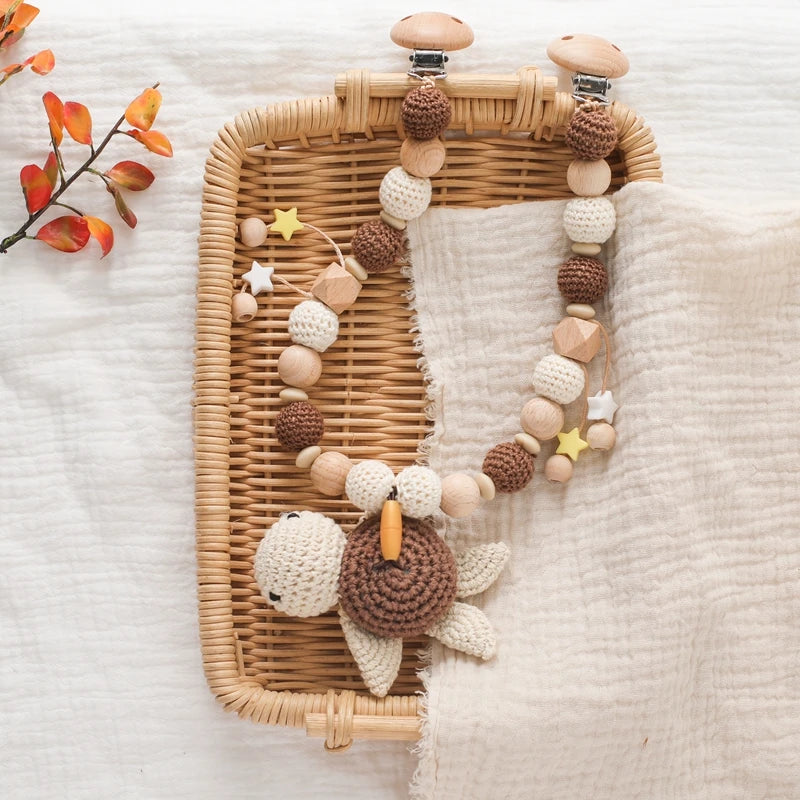 Baby Rattle Toys 0-12 Months Newborn Crochet Rattle Stroller Mobile Toys Wooden Clips Pendant Toys for Newborn Baby Animal Toys