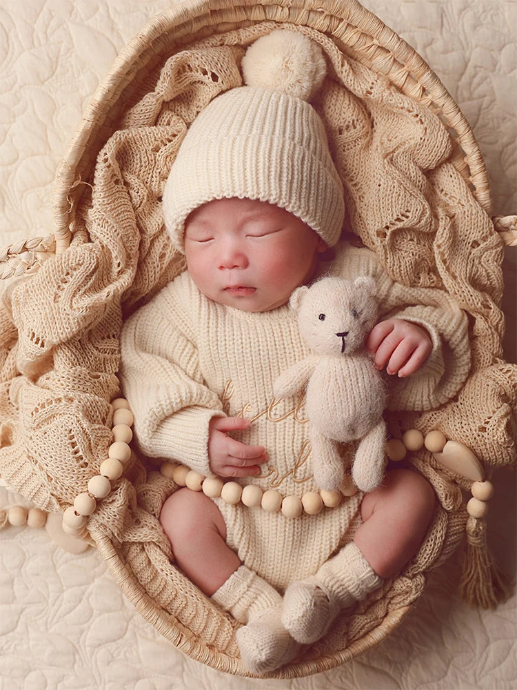 Newborn Photography Props Kit Knitted Baby Jumpsuit+pompom Cap Cute Teddy Bear Doll with Headband Lace Pillow Studio Photo Props