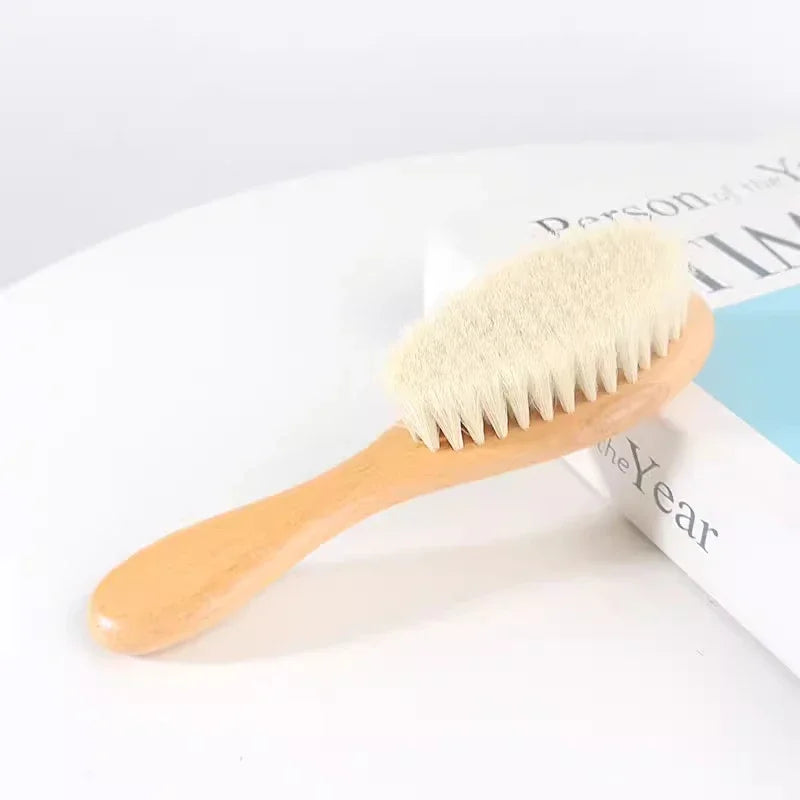 Newborn Baby Wooden Brush Natural Wool Comb Infant Head Massager Portable Bath Brush For Kids